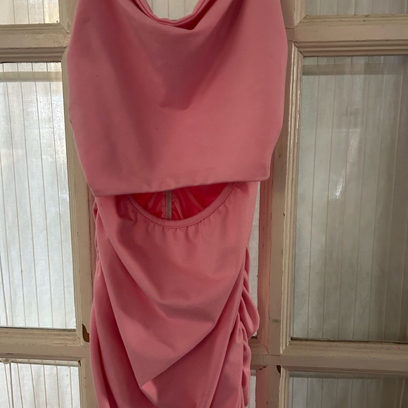 Pink Ruched Dress - Picture 3 of 4